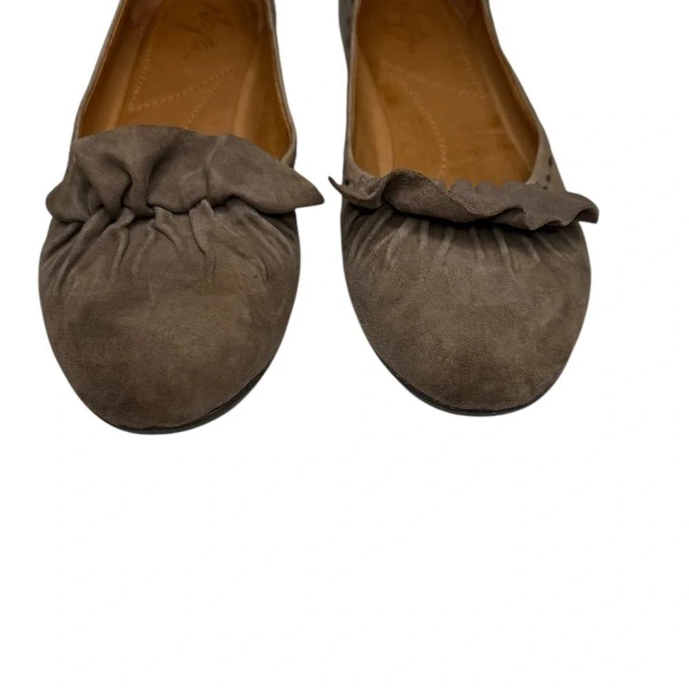 NAYA Women Tabby Brown Leather Ruffle Ballet Flat Slip On  US 10
